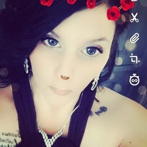 Meet your Posher, Staci